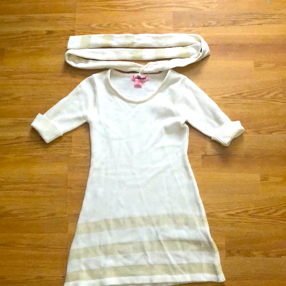 Beige knitted dress with scarf connected